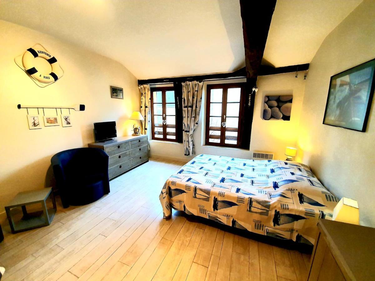 Studio Convivial En Plein Coeur Du Centre Historique De Vannes Appartement Buitenkant foto
